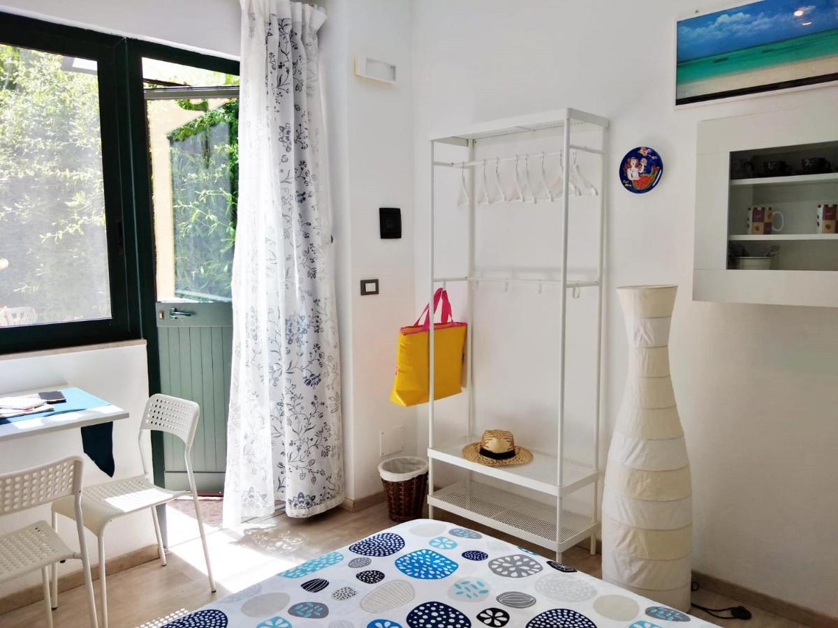 Il Giardino Di Laura Private Rooms Mondello Luaran gambar